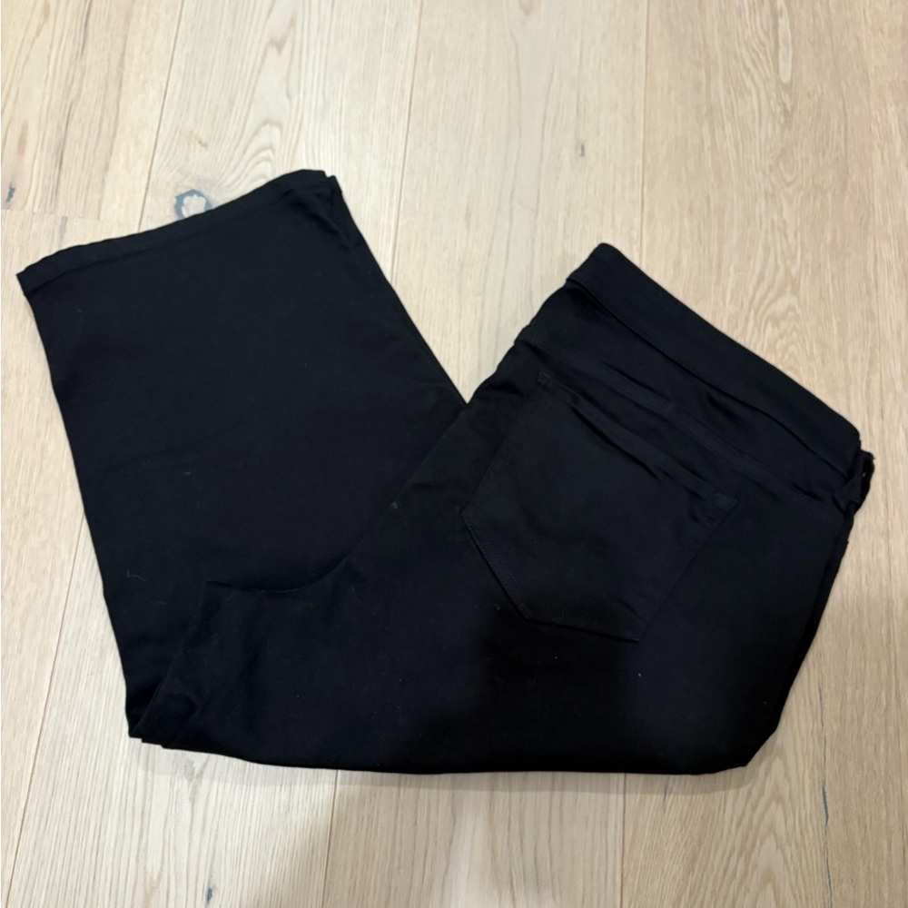In every Story‎ Black Capri  Jeans size 20